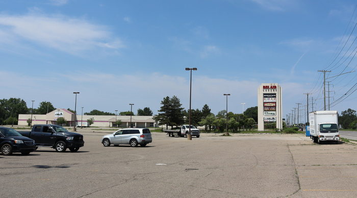 Bel-Air Luxury Cinema - June 11 2022 Photo (newer photo)